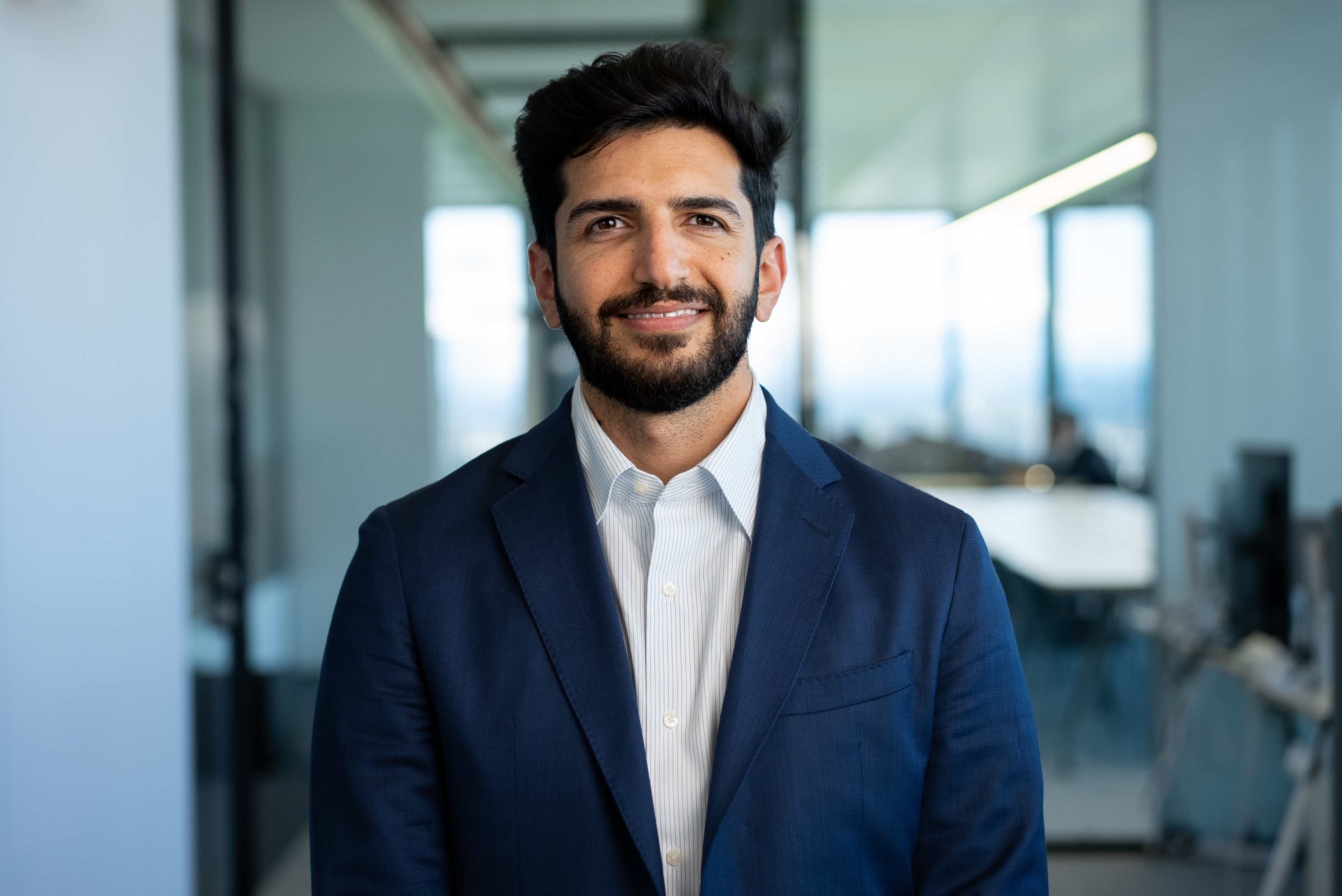 Smart construction in sensitive sites – IoT challenges and opportunities 