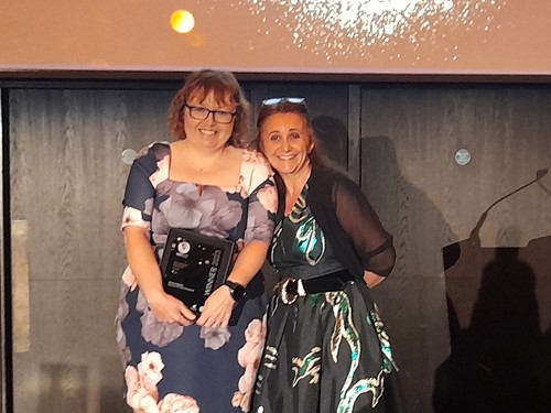 Dionne Suppiah with awards host Lucy Porter
